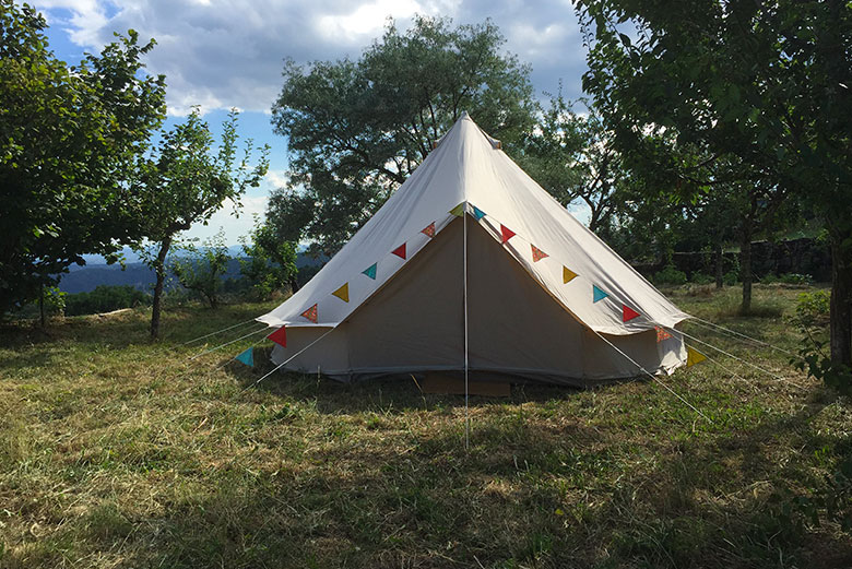 location tente mariage chateau de versas en ardeche