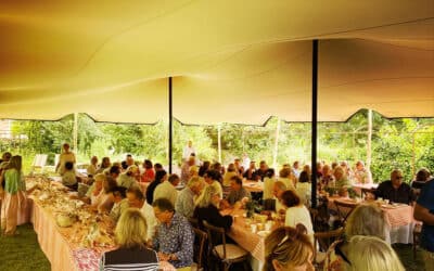 Mariage sous une tente nomade au Château d’Uzer